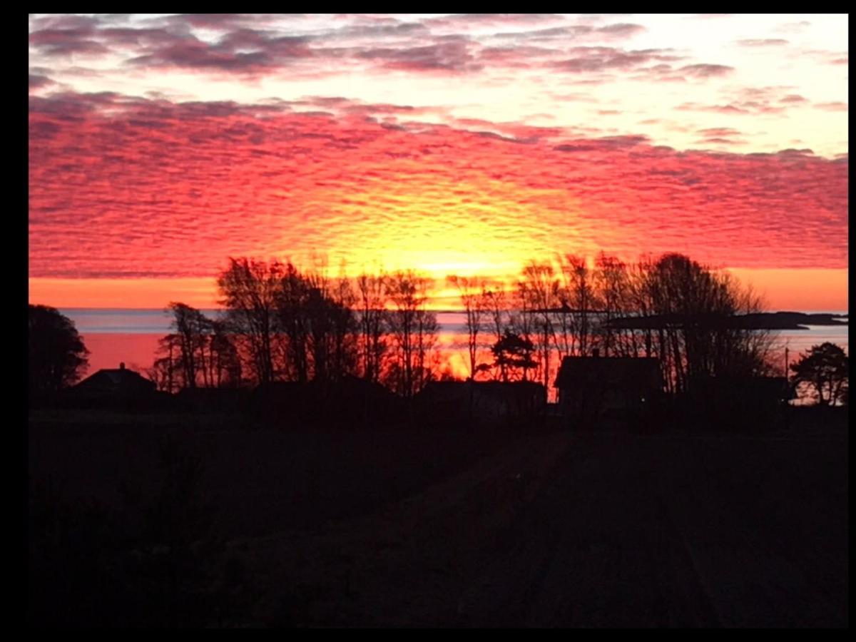 Ny Leilighet I Nevlunghavn Larvik Exterior foto
