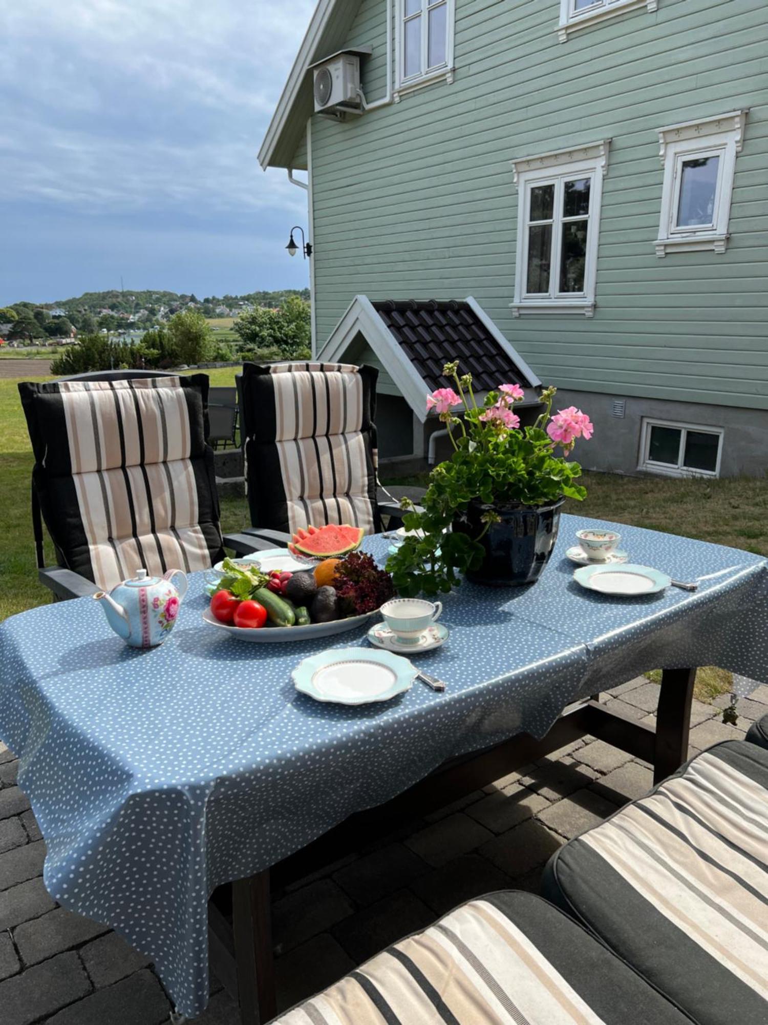 Ny Leilighet I Nevlunghavn Larvik Exterior foto